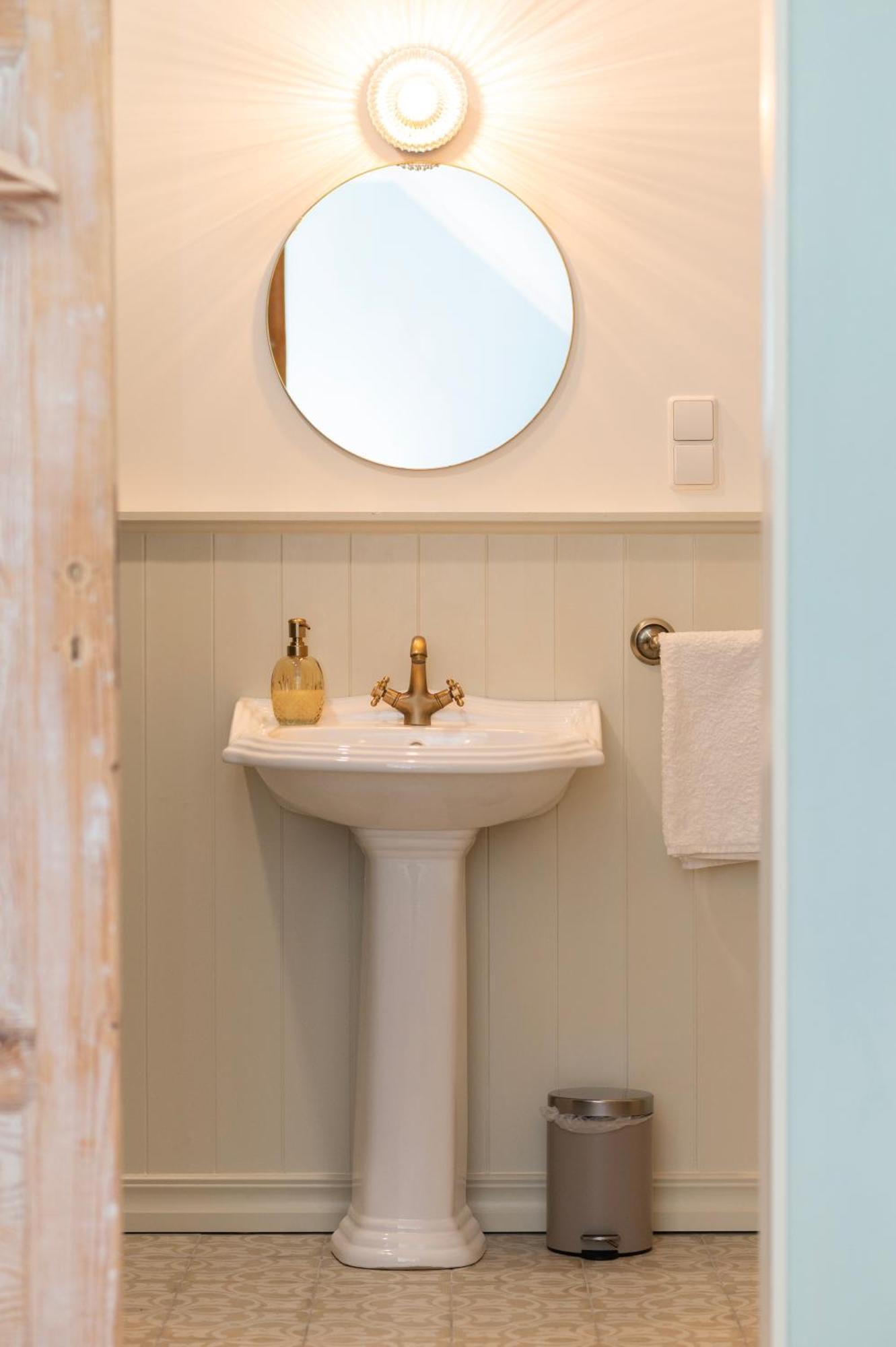 Hotel Loo Kodu&Koeoek Muraste Zimmer foto